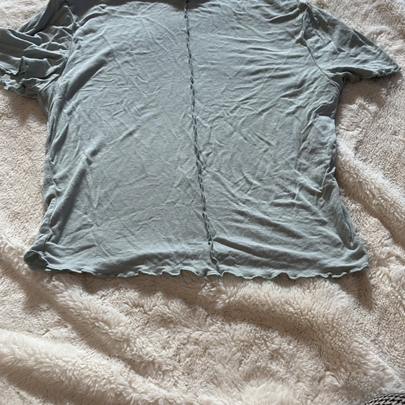 Divided Green Lettuce Hem Top – Size S | Soft Girl Aesthetic | Y2K Vibes | - Picture 4 of 6